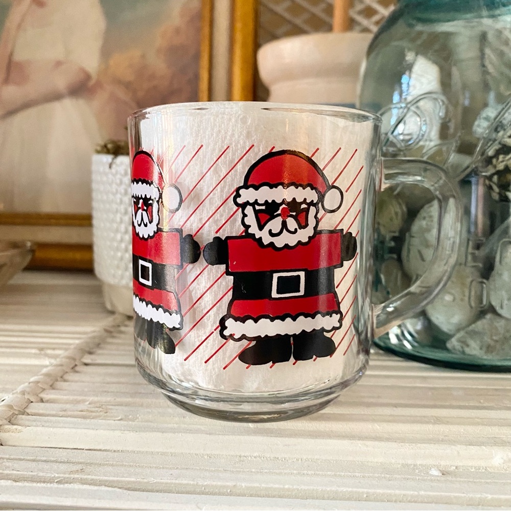 Vintage Luminarc Santa Claus Holiday Glass Mug